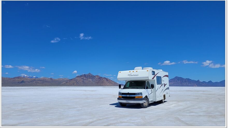 Bonneville Salt Flats, Utah, USA