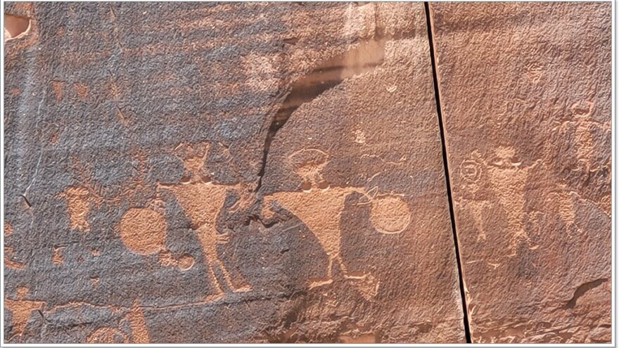 Colorado River, Petroglyphen, Moab, Utah, USA