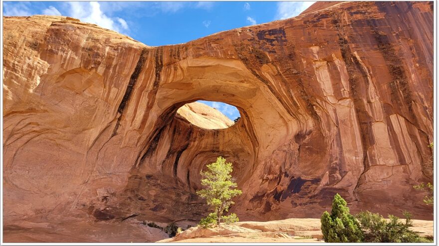 Corona Arch, Moab, Utah, USA