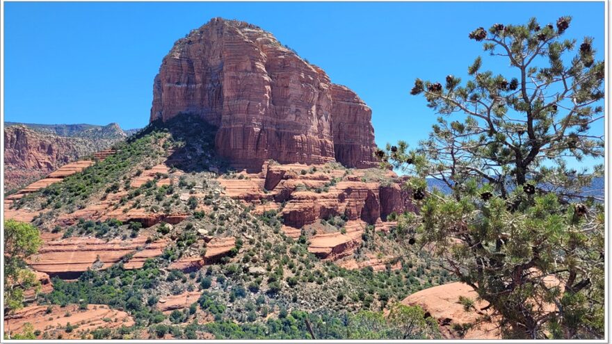 Sedona, Red Rocks, Courthouse Rock, Bell Rock, Arizona, USA