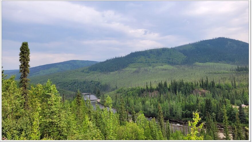 Boarder - Taylor Highway - Canada - USA