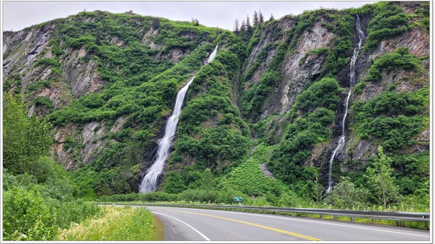 Richardson Highway - Valdez - Alaska - USA