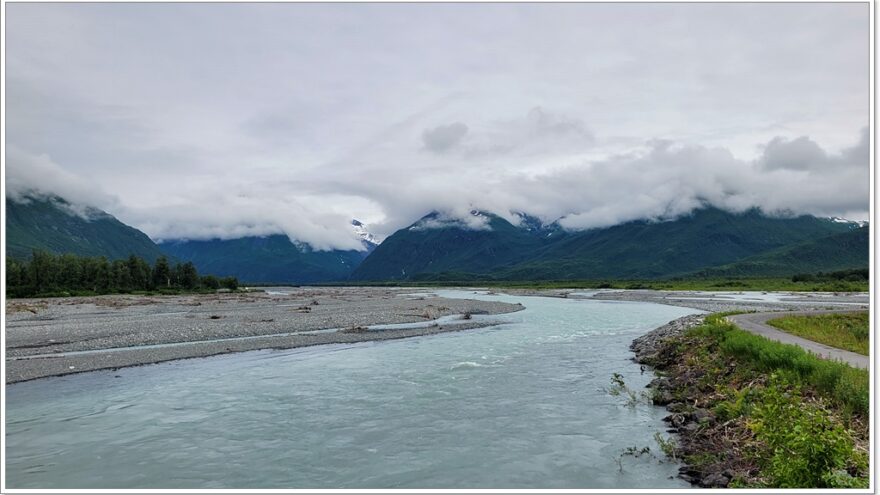 Richardson Highway - Valdez - Alaska - USA