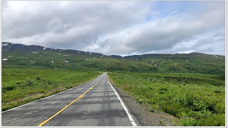 Sevenmiles Lake - Denali Highway - USA - Alaska