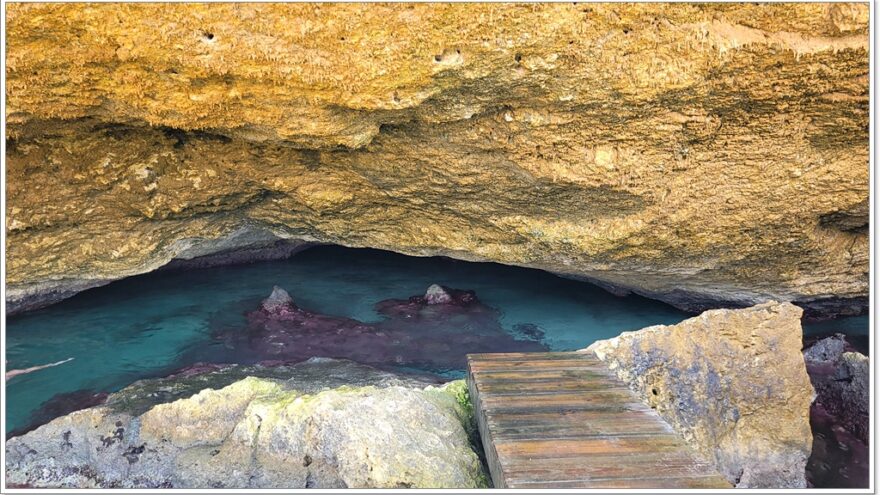 Bushiribana Gold Mine - Pool Cave - Natural Bridge - Aruba - Karibik