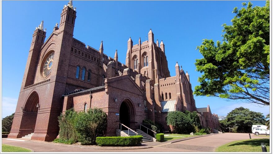 Newcastle - Memorial Walk - Kathedrale - Australien - down under