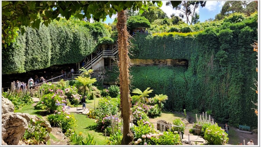 Umpherston Sinkhole - Mount Gambier - South Australia